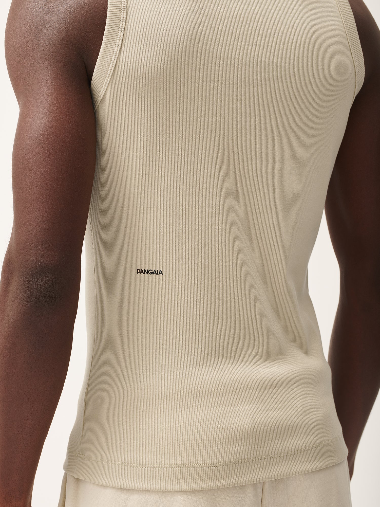 365_LightweightRibTankTop_Maitake_Beige_Male-4