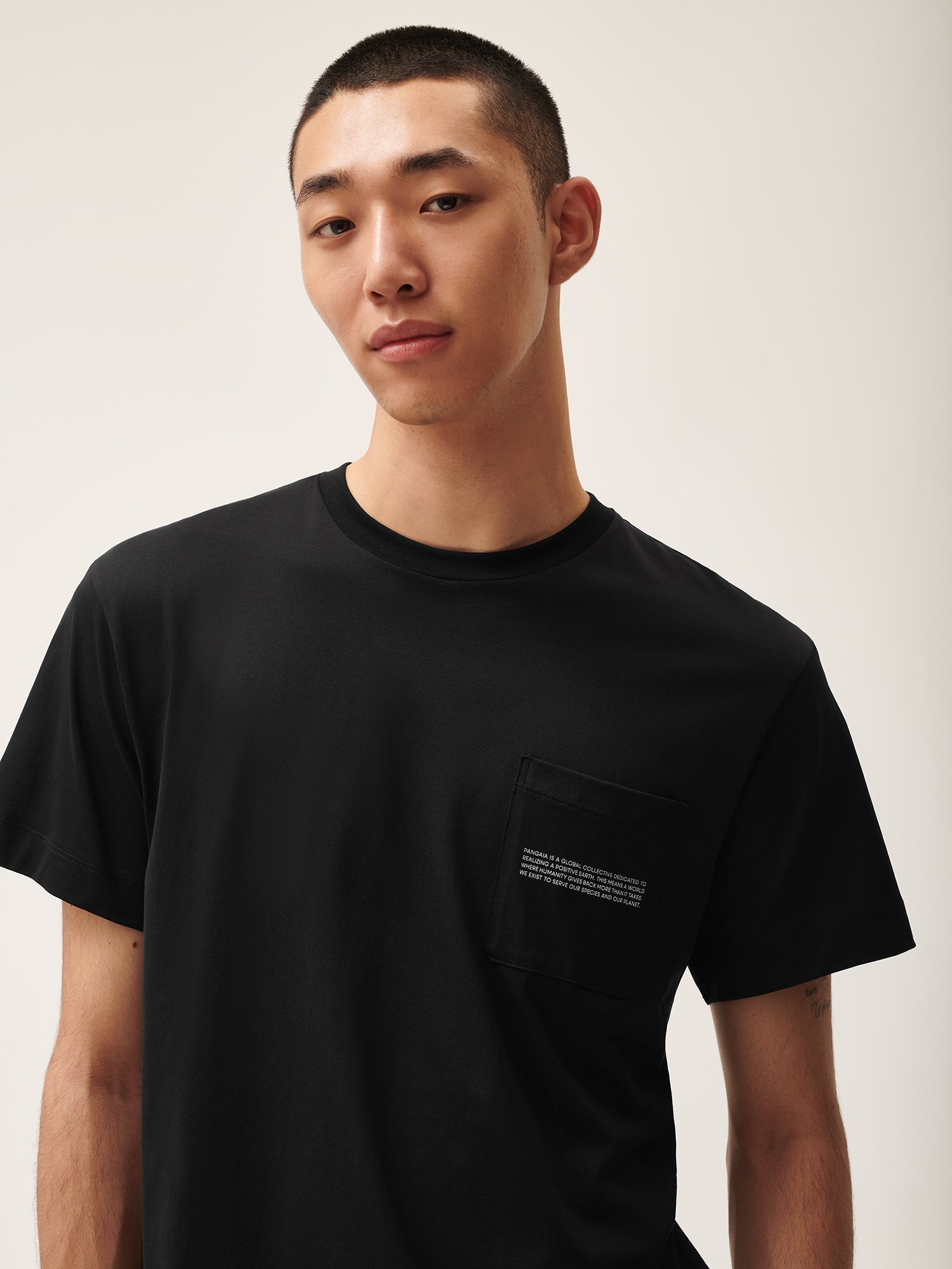 365_Lightweight_Pocket_T-Shirt_Black_Male-3