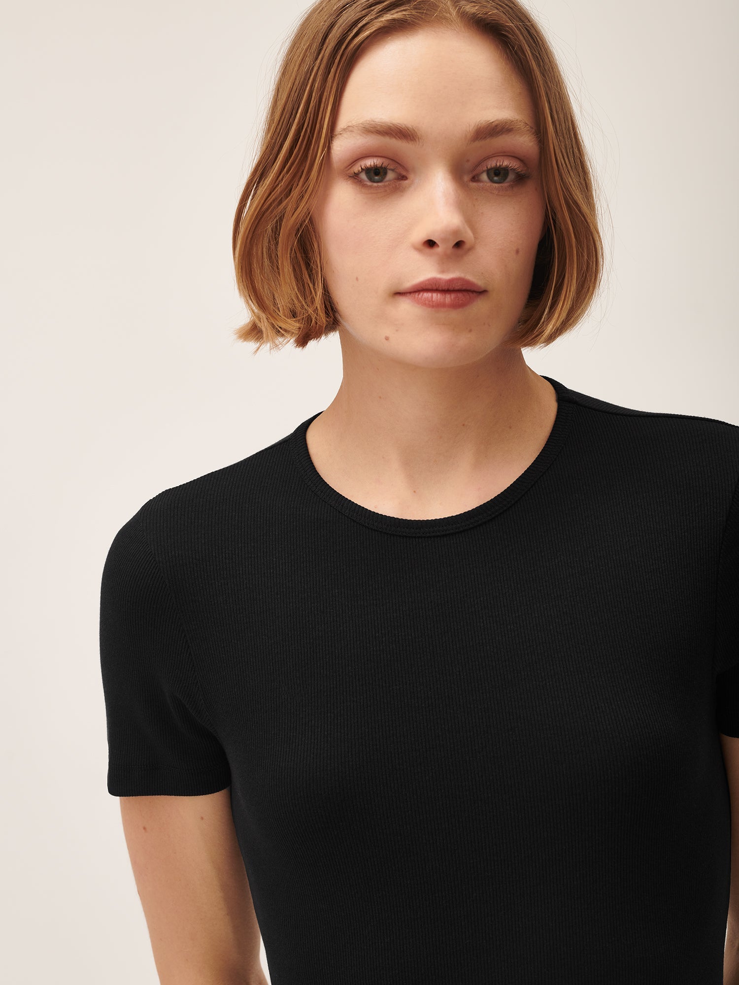 365_Lightweight_Rib_T-Shirt_Black_female-3