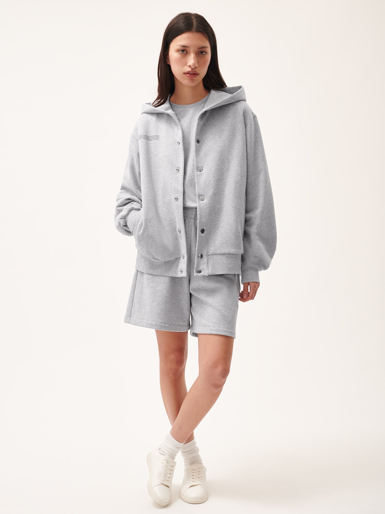  Analyzing image     365_Midweight_Snap_Button_Hoodie_Grey_Marl_female-1