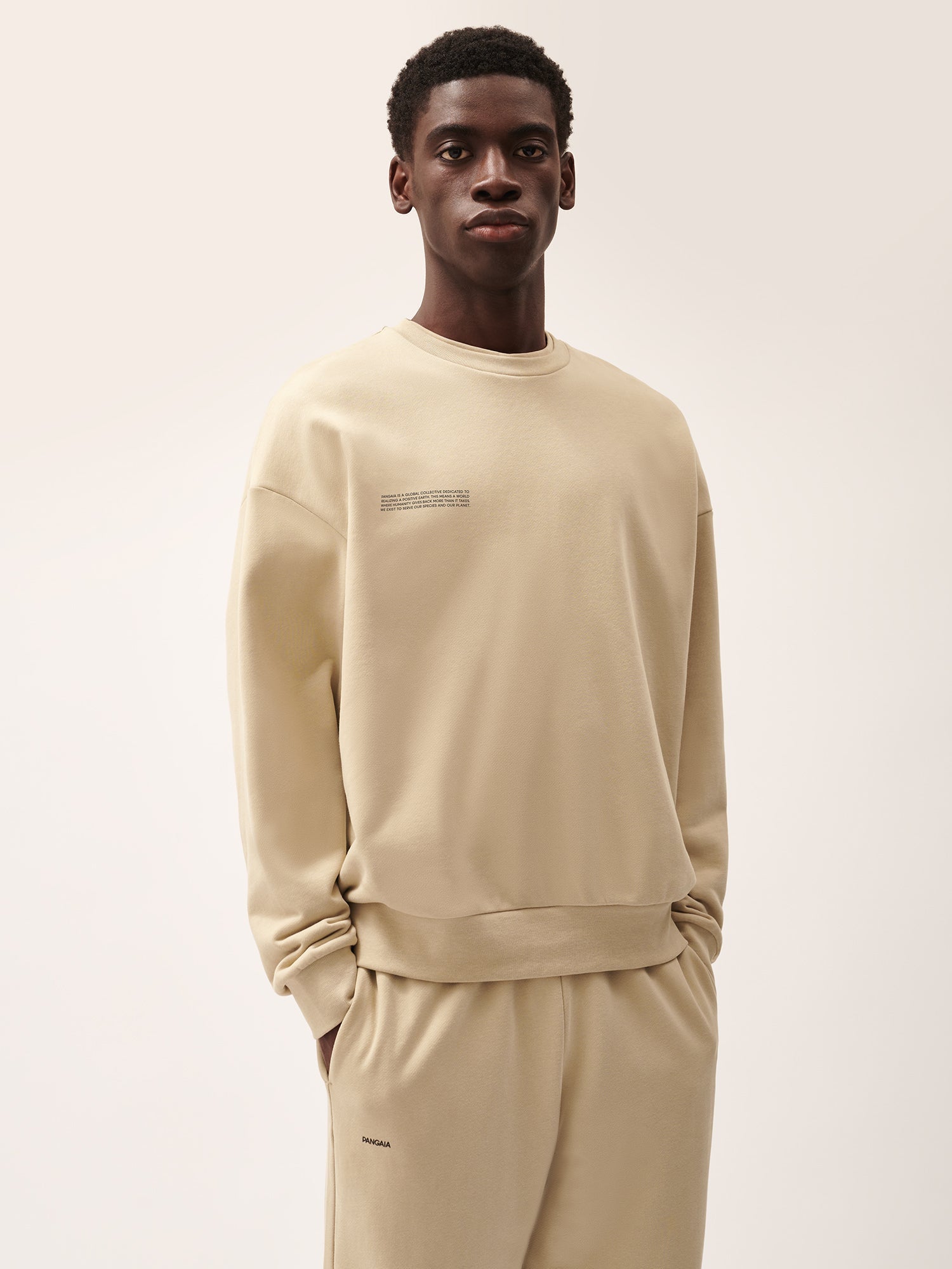 365_Midweight_Sweatshirt_Birch_Beige_Male-1