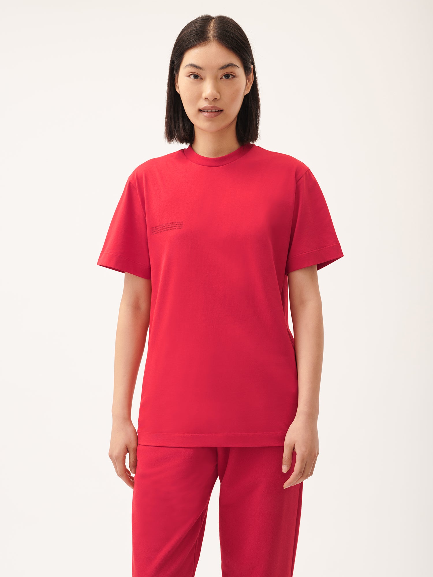 365_Midweight_T-shirt_Red_female-1