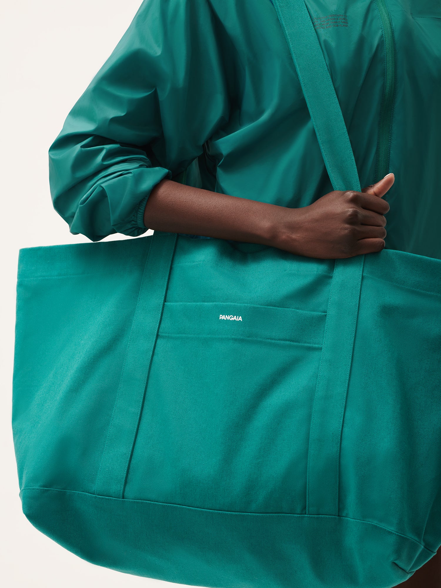 365_Oversized_Tote_Bag_Scarab_Teal_female