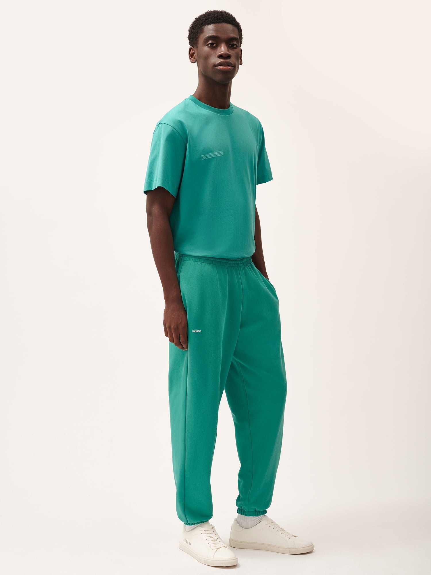 365_TrackPants_Mangrove_Turquoise_Male-1