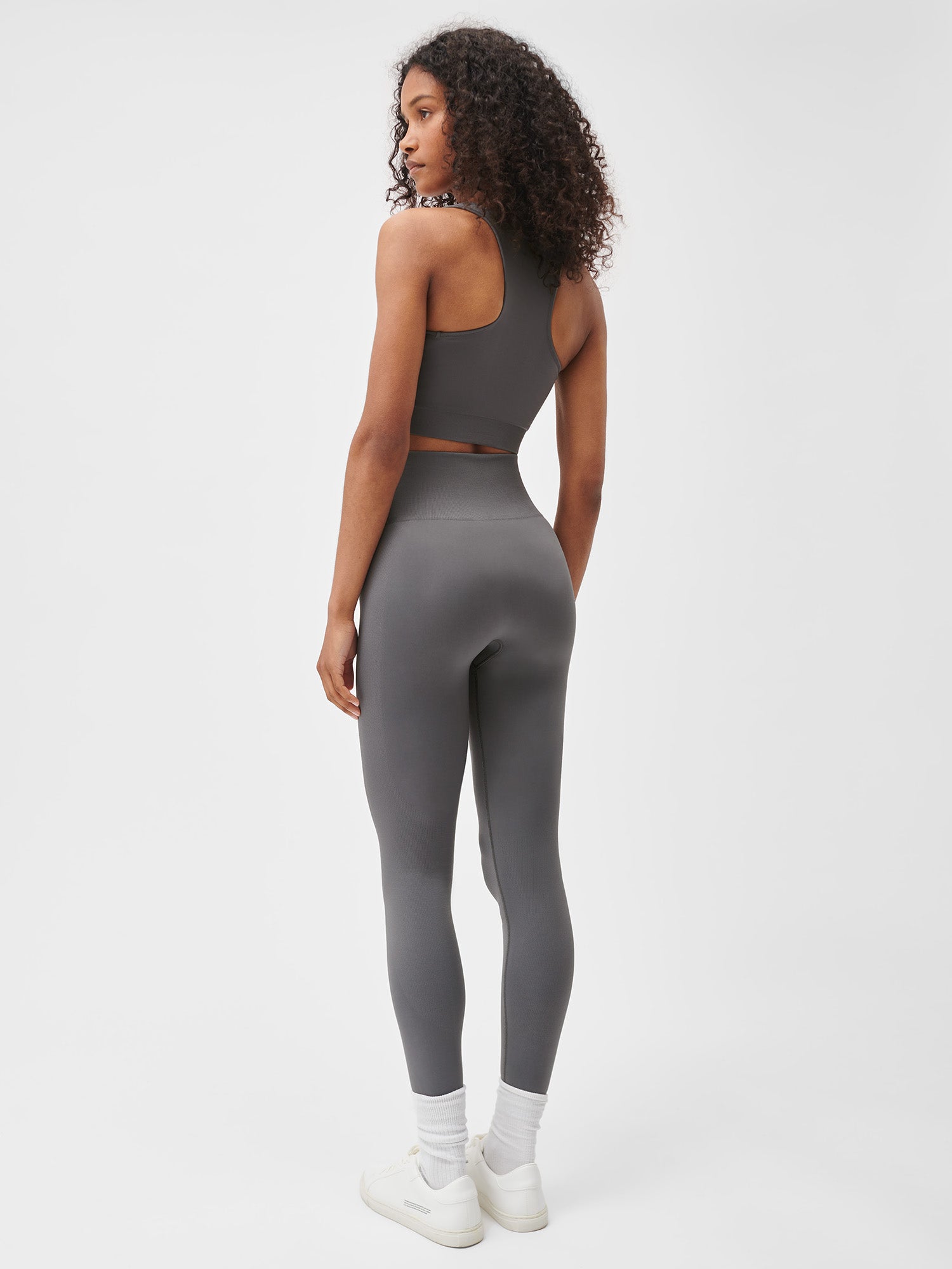 Activewear-3.1-Womens-Motion-Leggings-Volcanic-Grey-Model-2