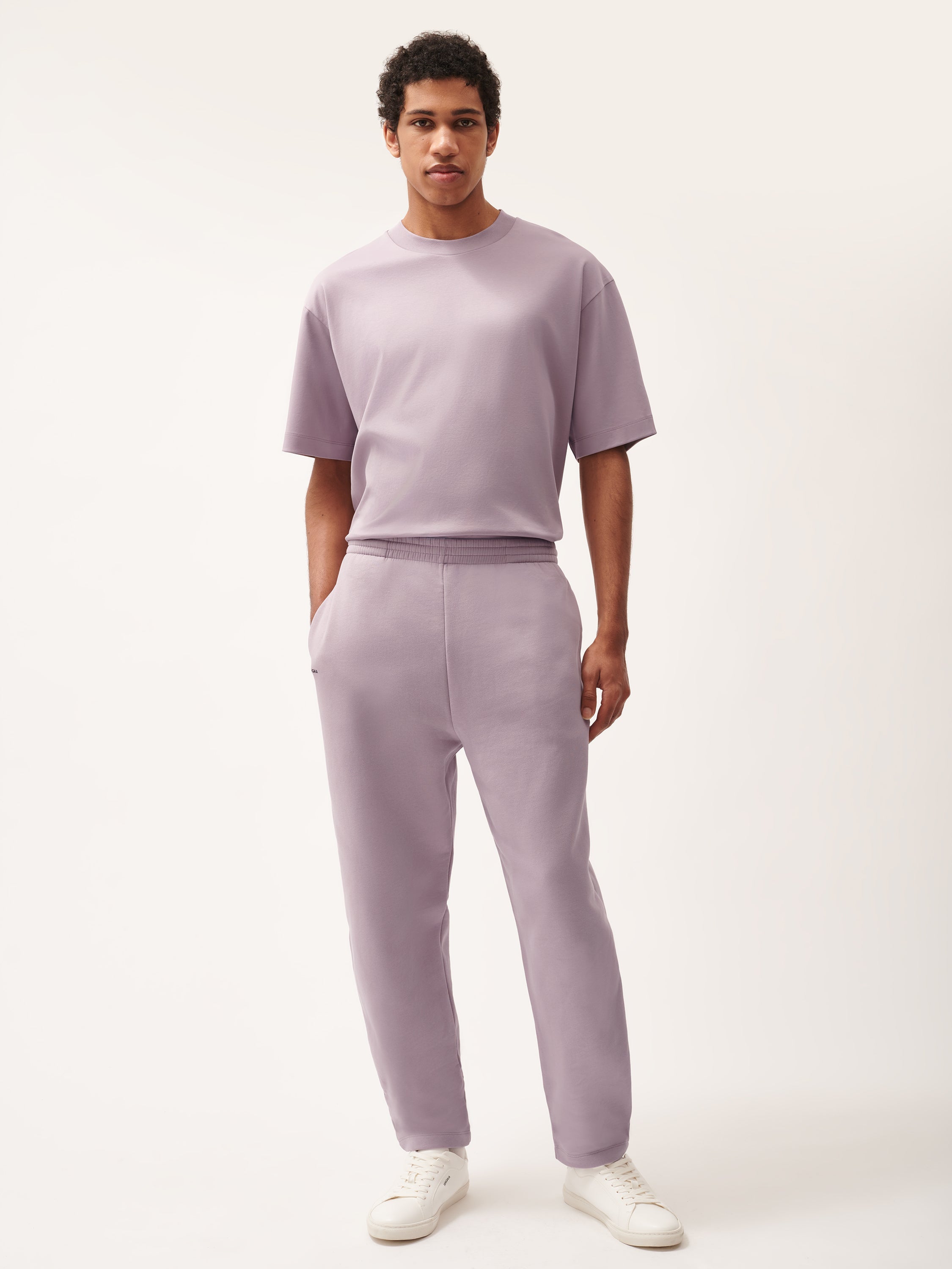 DNA_Barrell_Leg_Trackpants_Raisin_Purple-Male-1