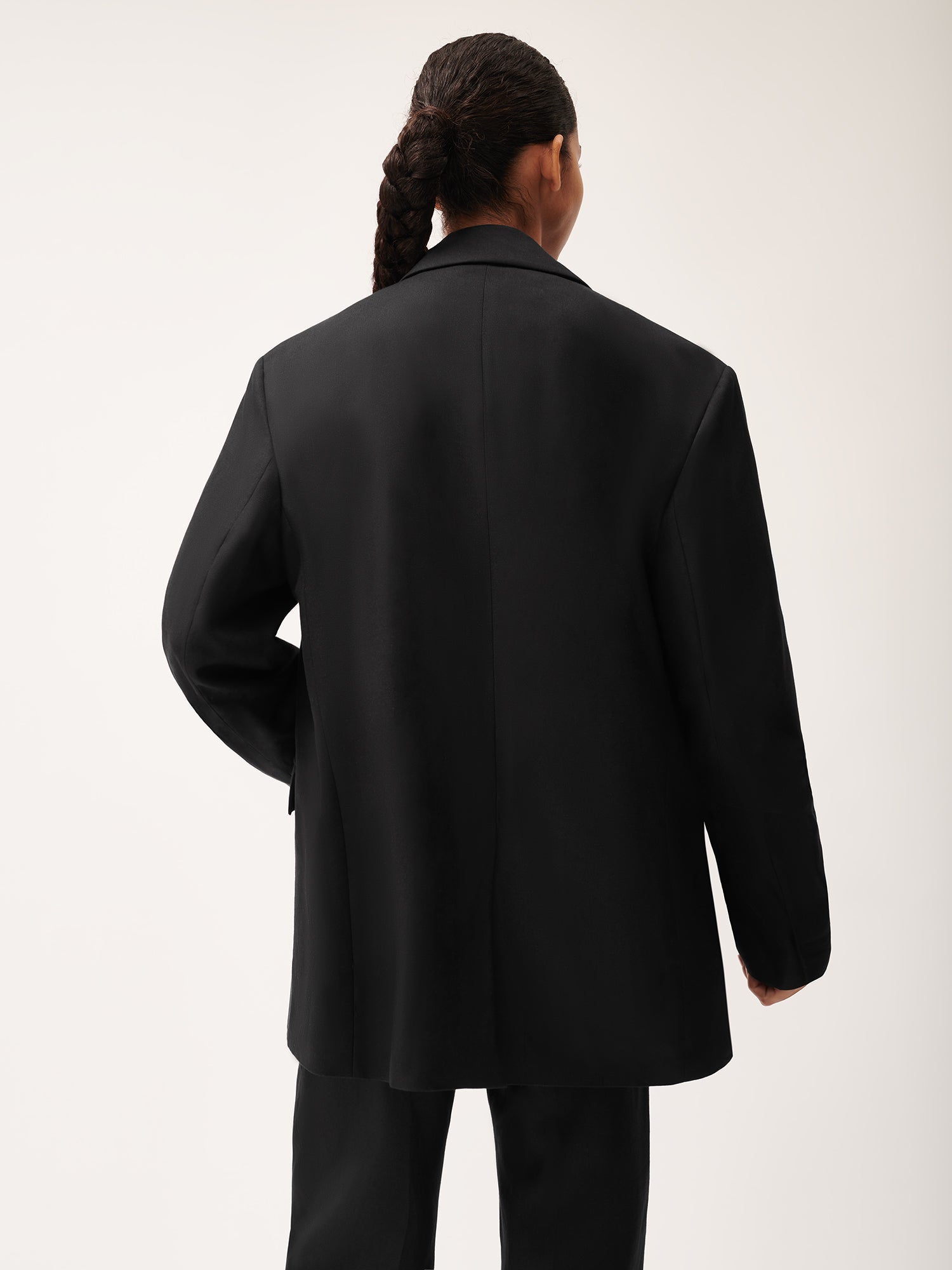 DNA_Fruit_Fibre_Oversized_Tailored_Blazer_Black_female-2