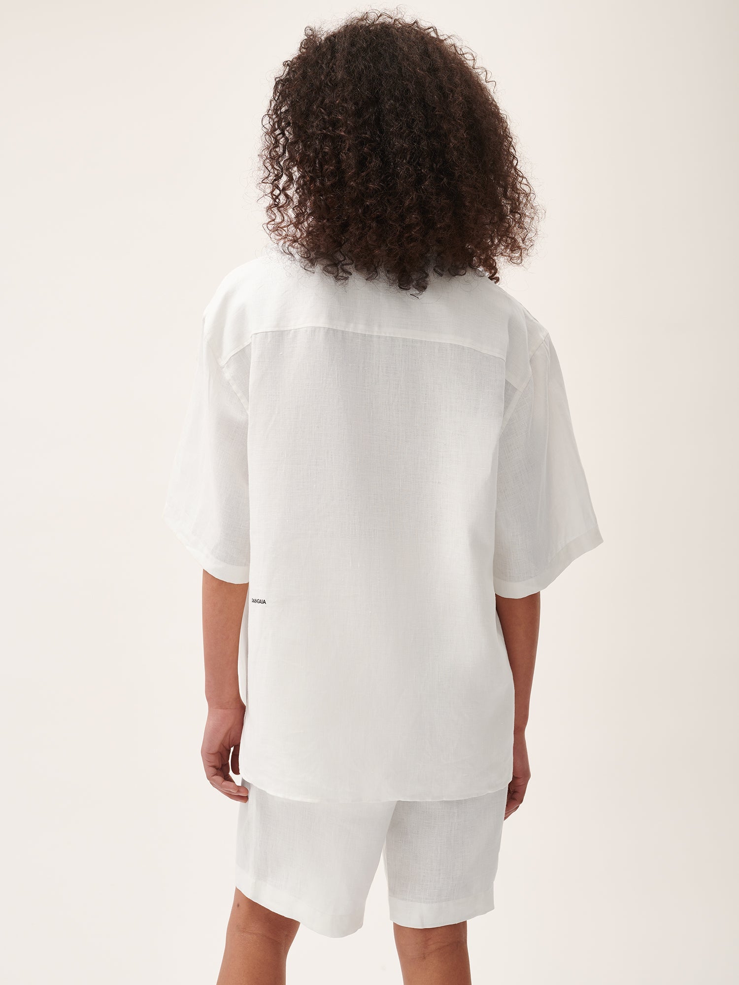 DNA_Linen_Camp_Collar_Shirt_Off_White_female-2