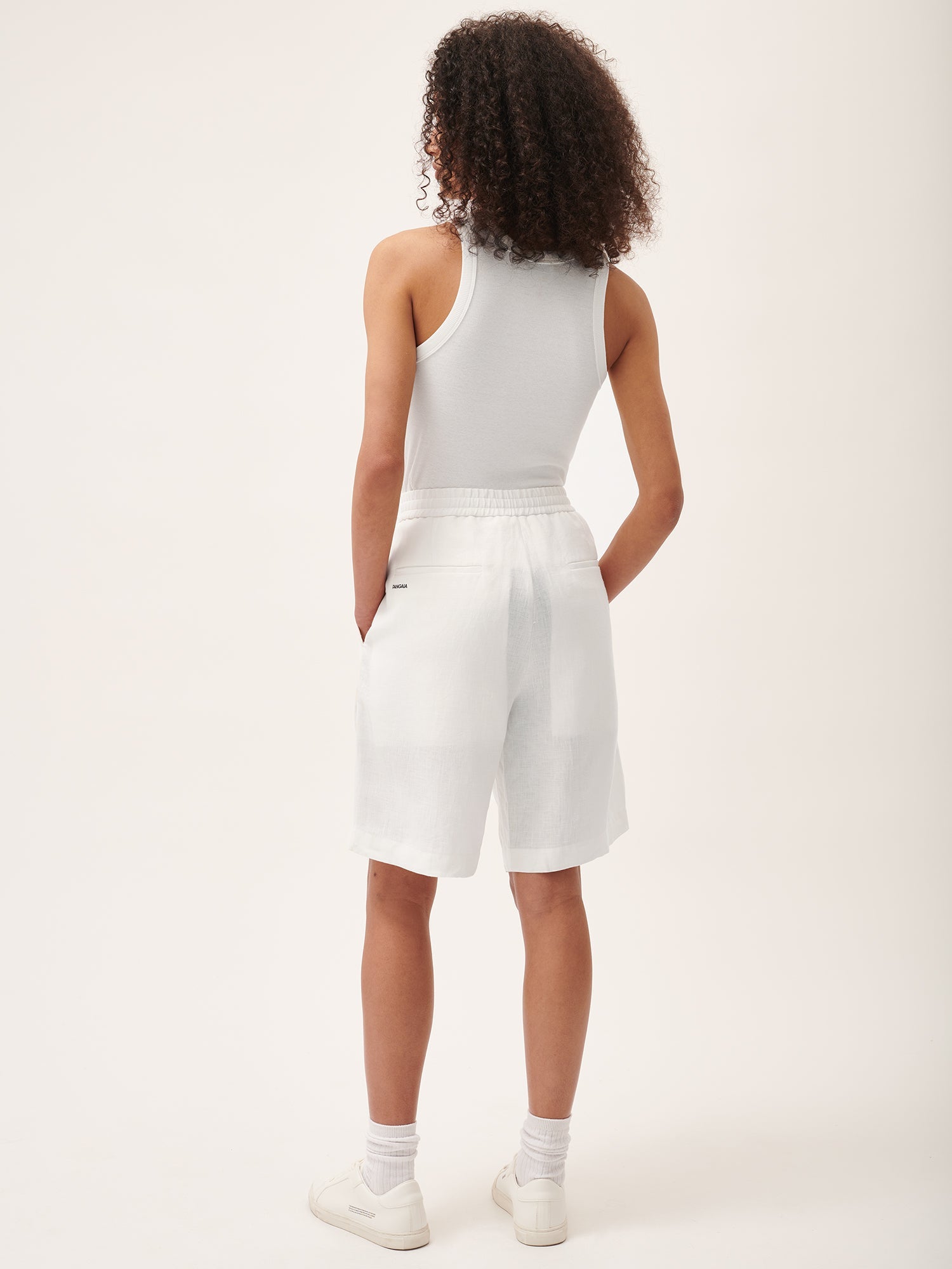 DNA_Linen_Long_Shorts_Off_White_female-2