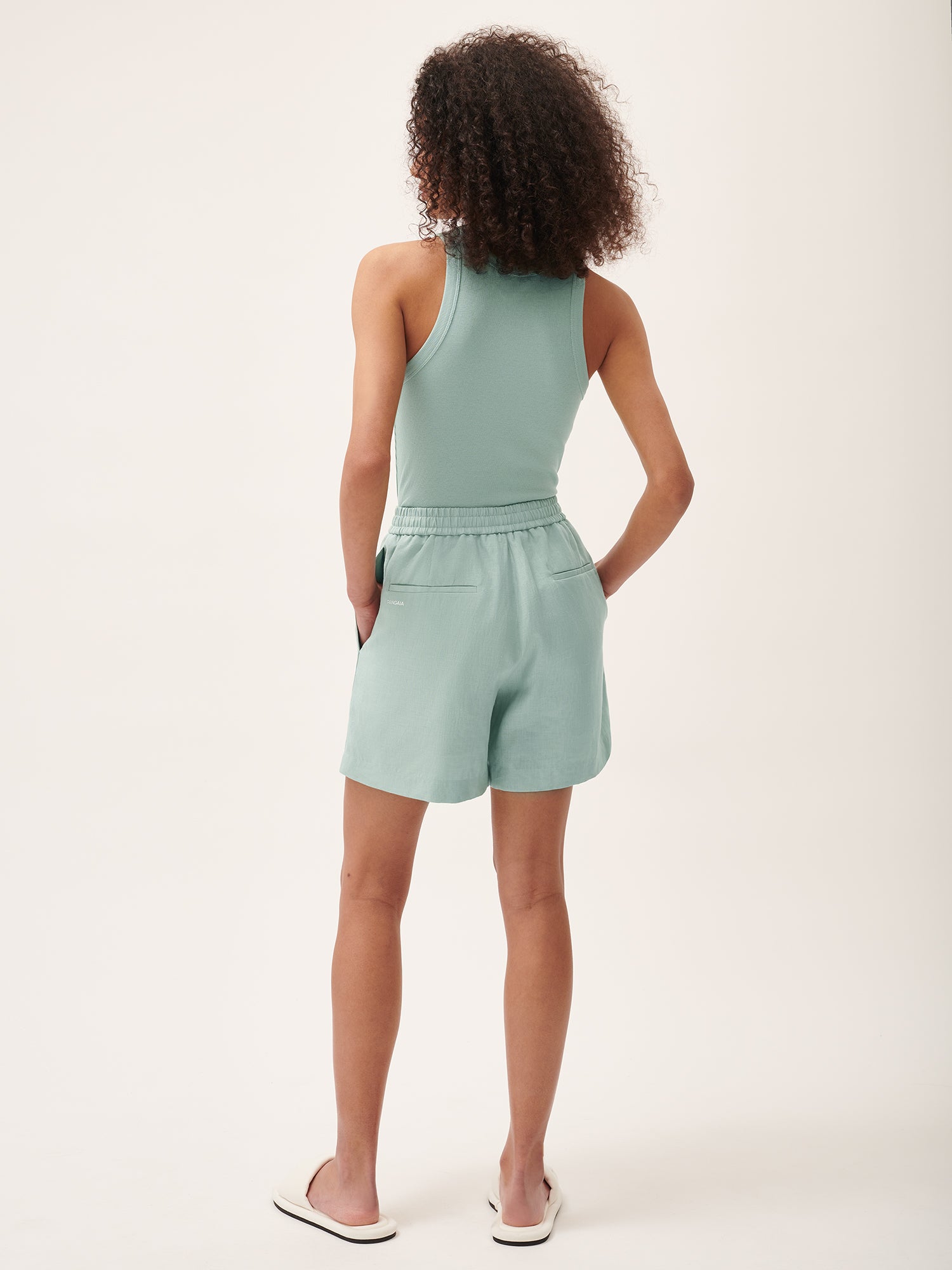 DNA_Linen_Mid_Length_Shorts_Eucalyptus_Blue_female-2