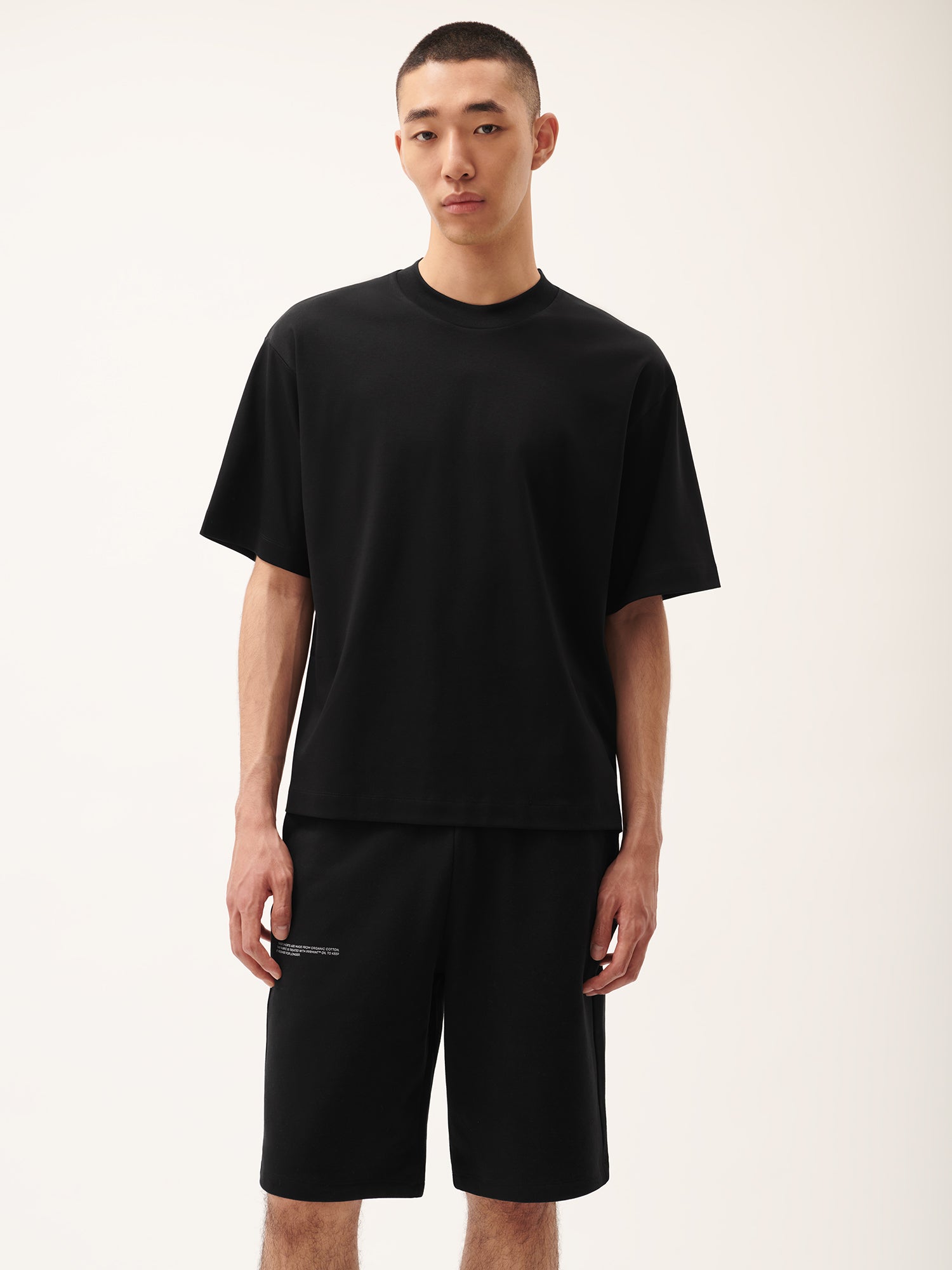 DNA_Oversized_T-Shirt_Black_Male-1