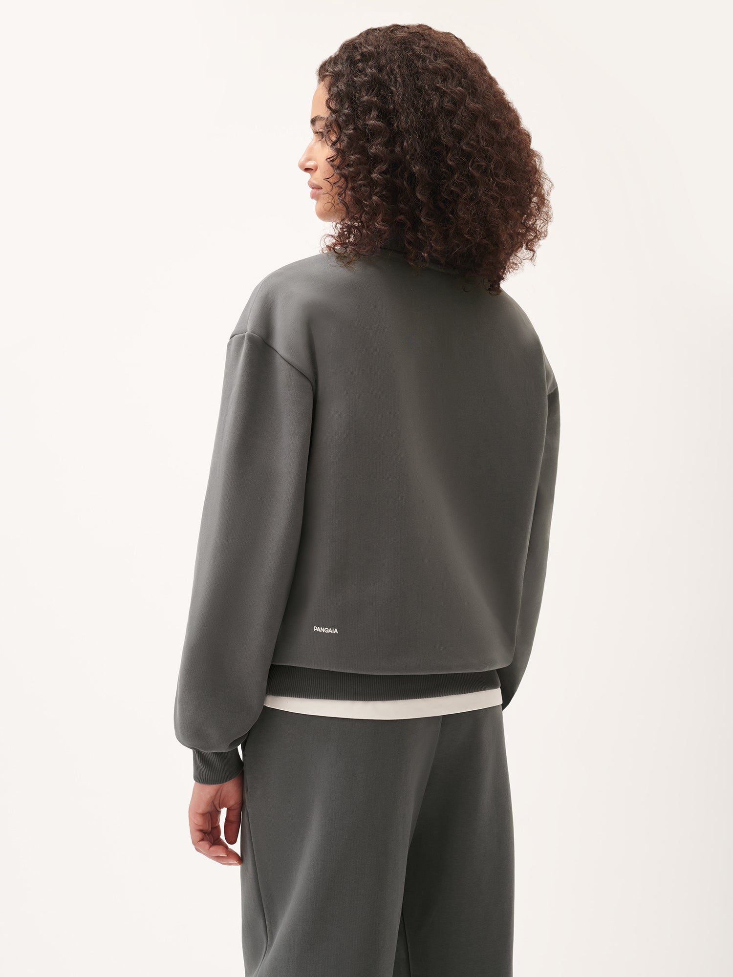 DNA_Polo_Neck_Sweatshirt_Atmosphere_Grey_female-2