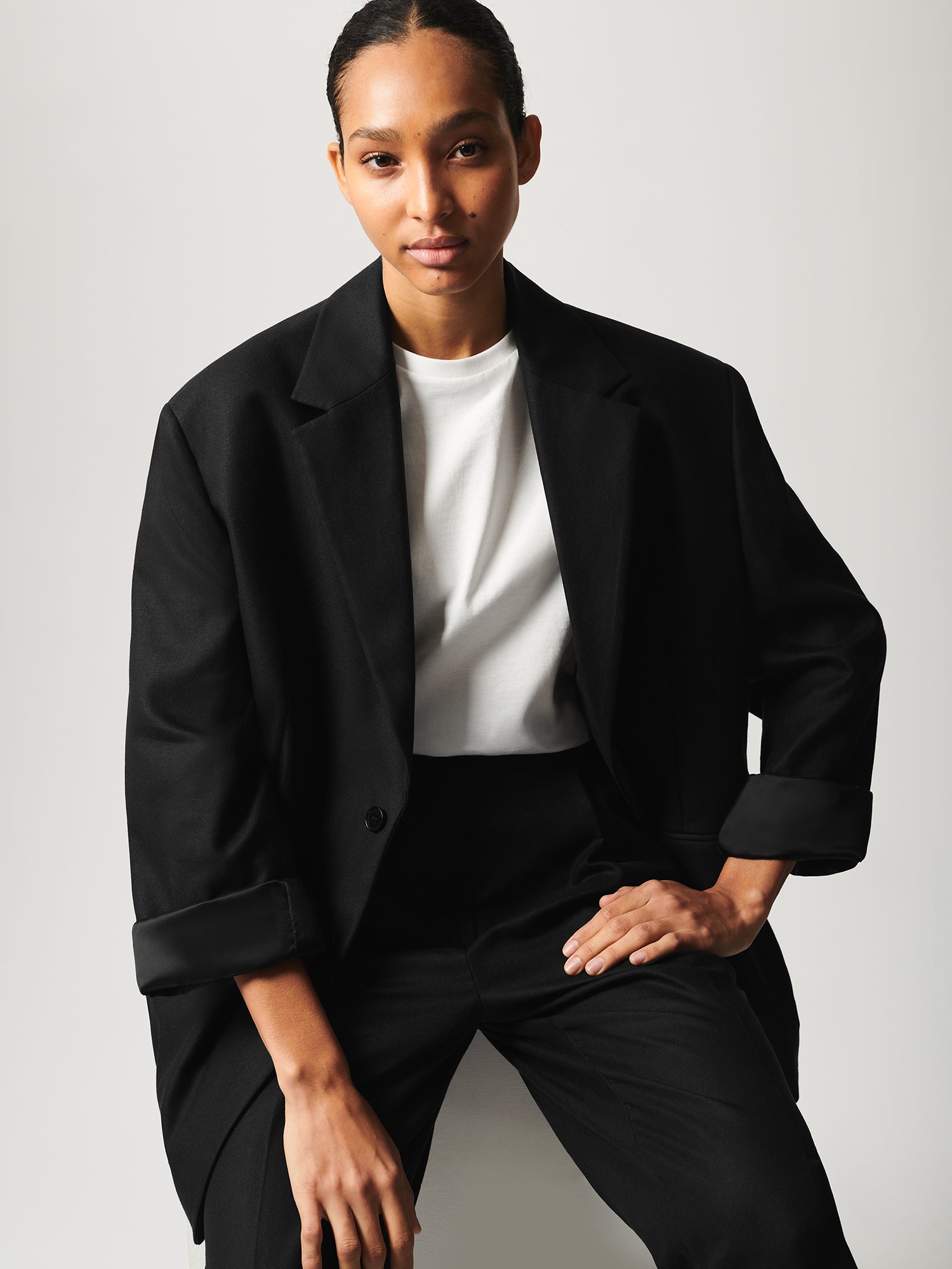 DNA_Fruit_Fibre_Oversized_Tailored_Blazer_Black_female-2