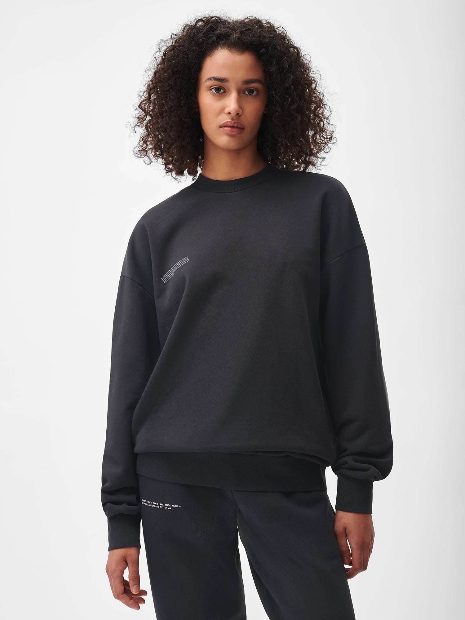 Levon-Biss-Entomologist-Sweatshirt-Black-Model-Female-1