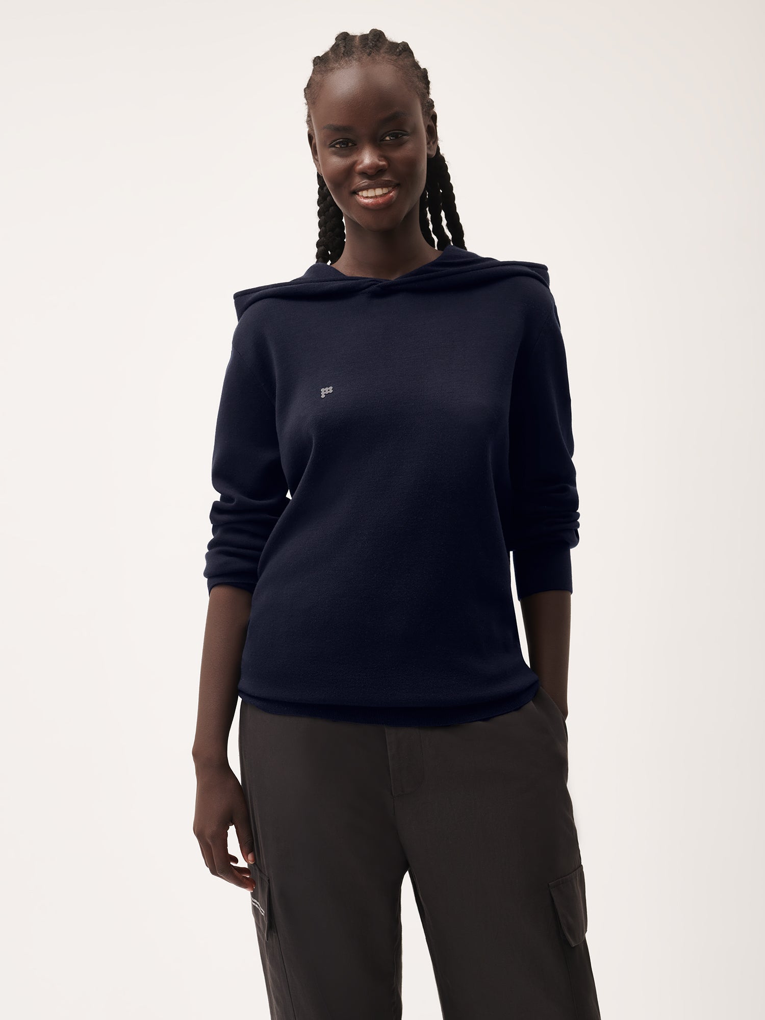 Merino_Knit_Slim_Fit_Hoodie_Navy_female-1