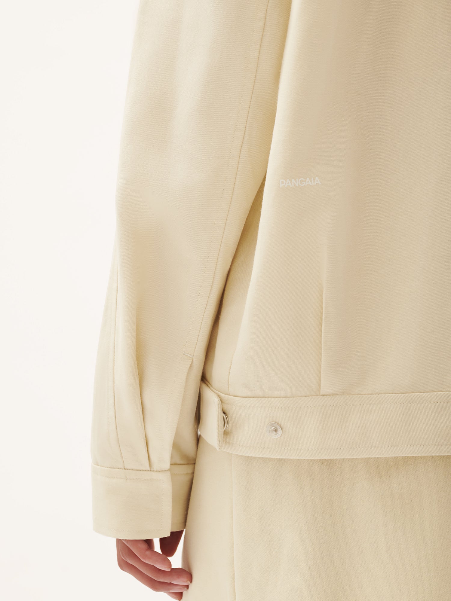 UnisexHarringtonJacket_Travertine_Beige_female-4