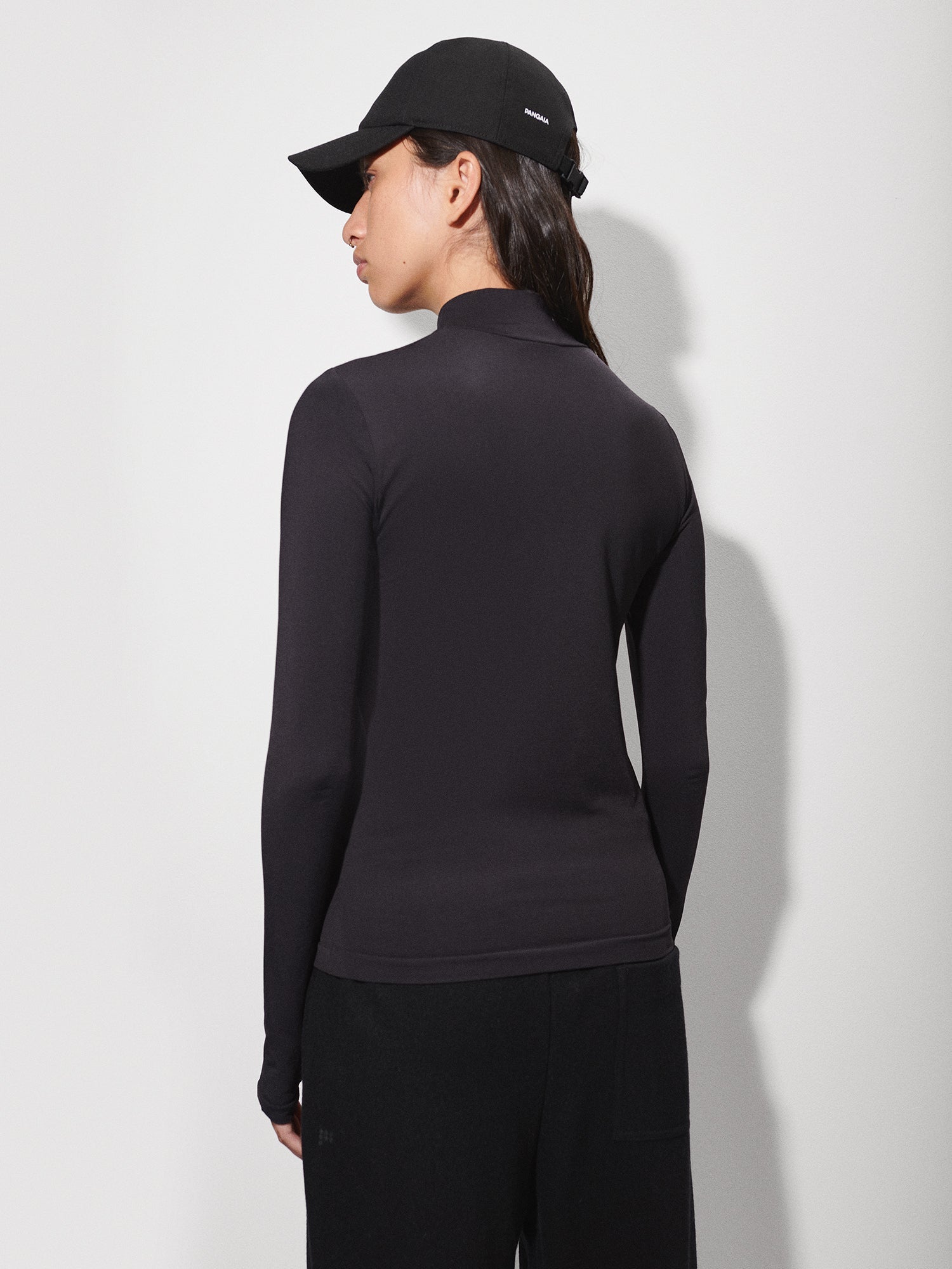 Womens-Active-Seamless-Long-Sleeve-Zip-Top-Black-2Womens-Active-Seamless-Long-Sleeve-Zip-Top-Black-female-2