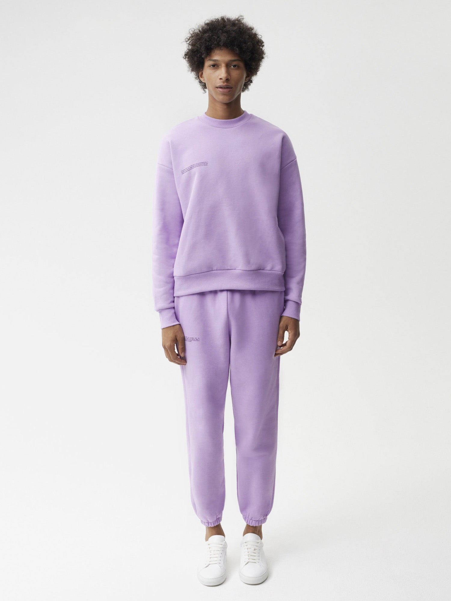 Heavyweight Recycled Cotton Trackpants Orchid Purple Male Model