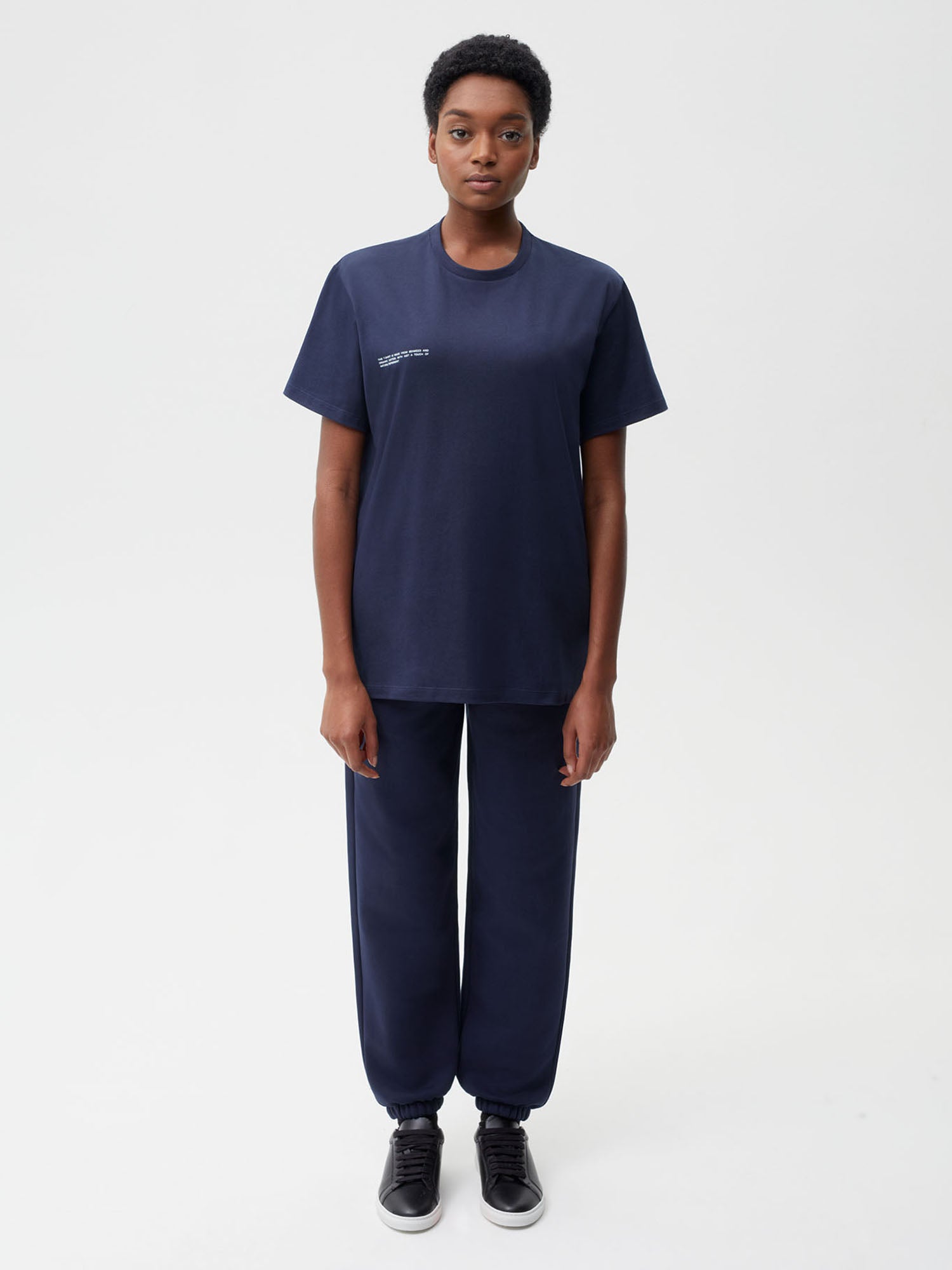 Seaweed-Fiber-T-Shirt-Navy-Blue-Female-1